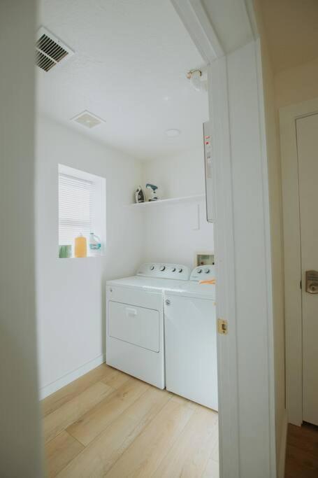 앨버커키 Bohemian Chic An Eclectic Escape-Hot Tub-Pet Friendly-No Pet Fees! 빌라 외부 사진