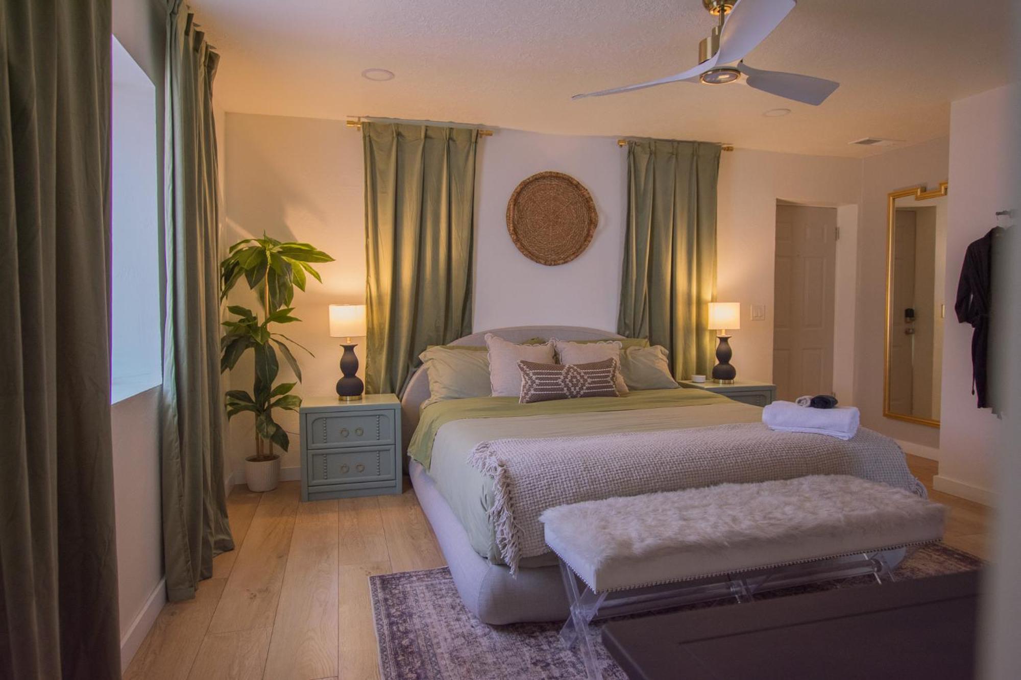 앨버커키 Bohemian Chic An Eclectic Escape-Hot Tub-Pet Friendly-No Pet Fees! 빌라 외부 사진