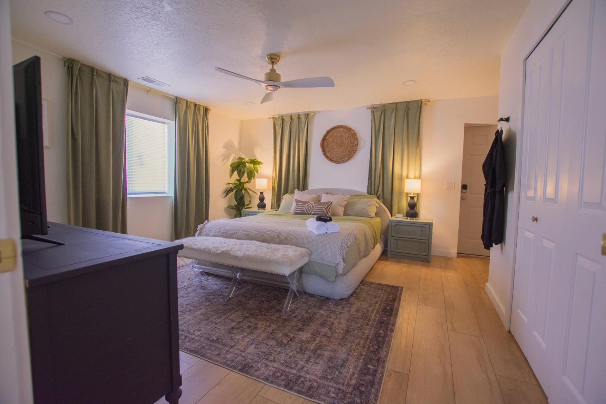 앨버커키 Bohemian Chic An Eclectic Escape-Hot Tub-Pet Friendly-No Pet Fees! 빌라 외부 사진