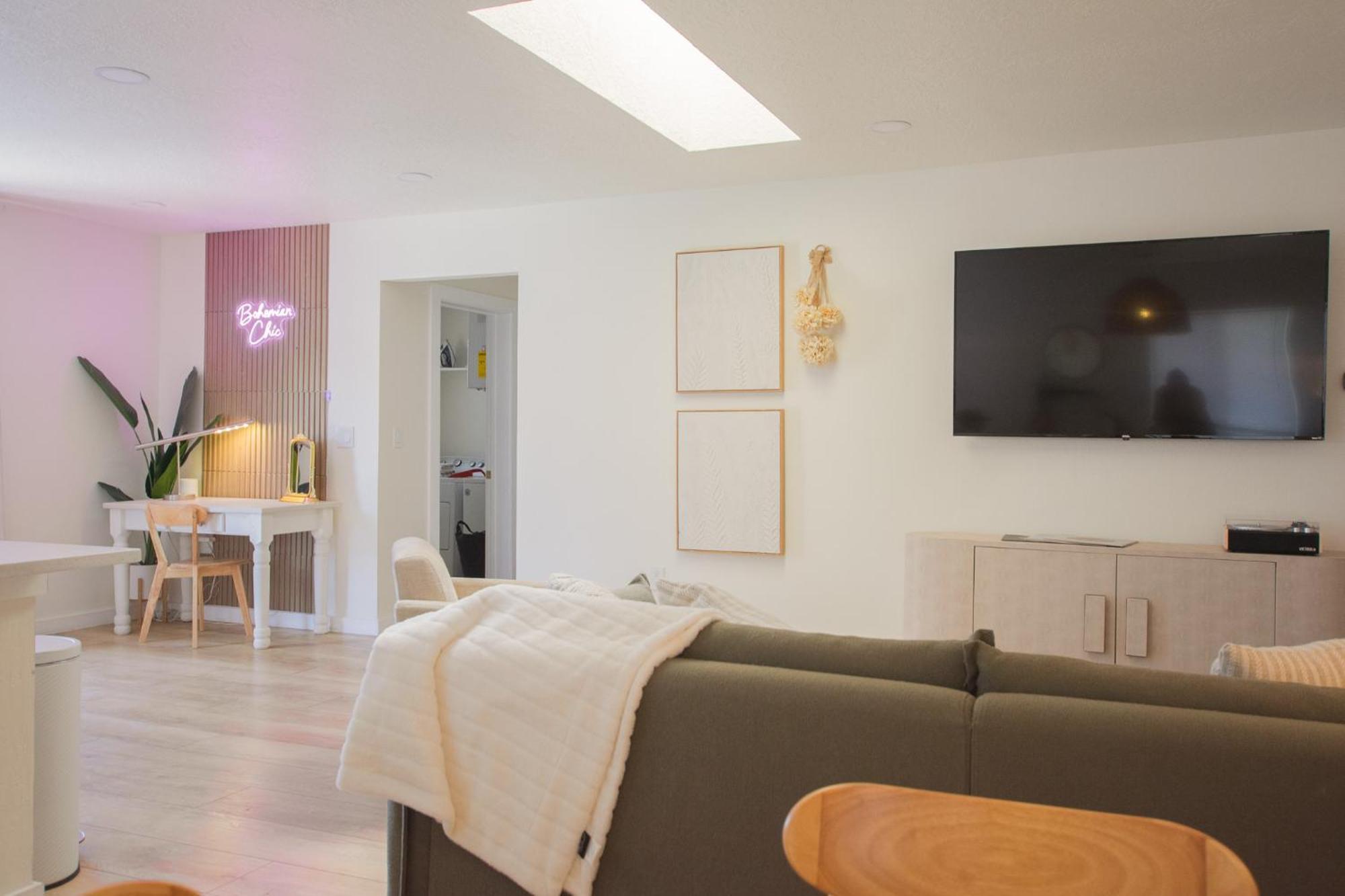 앨버커키 Bohemian Chic An Eclectic Escape-Hot Tub-Pet Friendly-No Pet Fees! 빌라 외부 사진