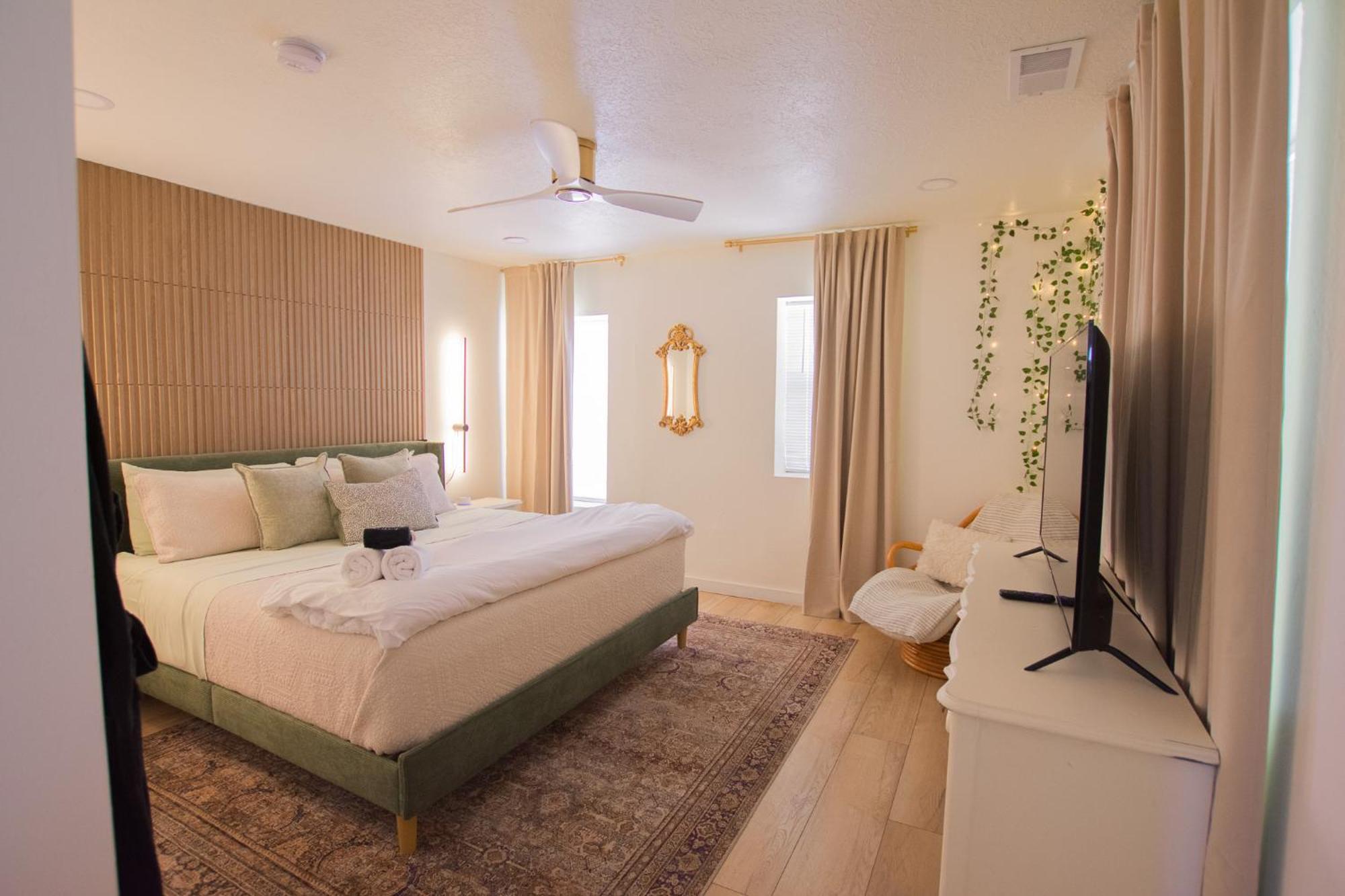 앨버커키 Bohemian Chic An Eclectic Escape-Hot Tub-Pet Friendly-No Pet Fees! 빌라 외부 사진